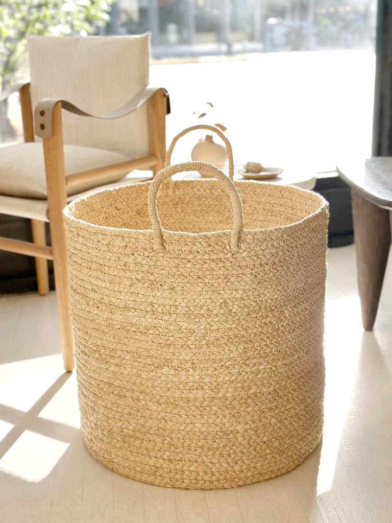 Handwoven Raffia Basket XL