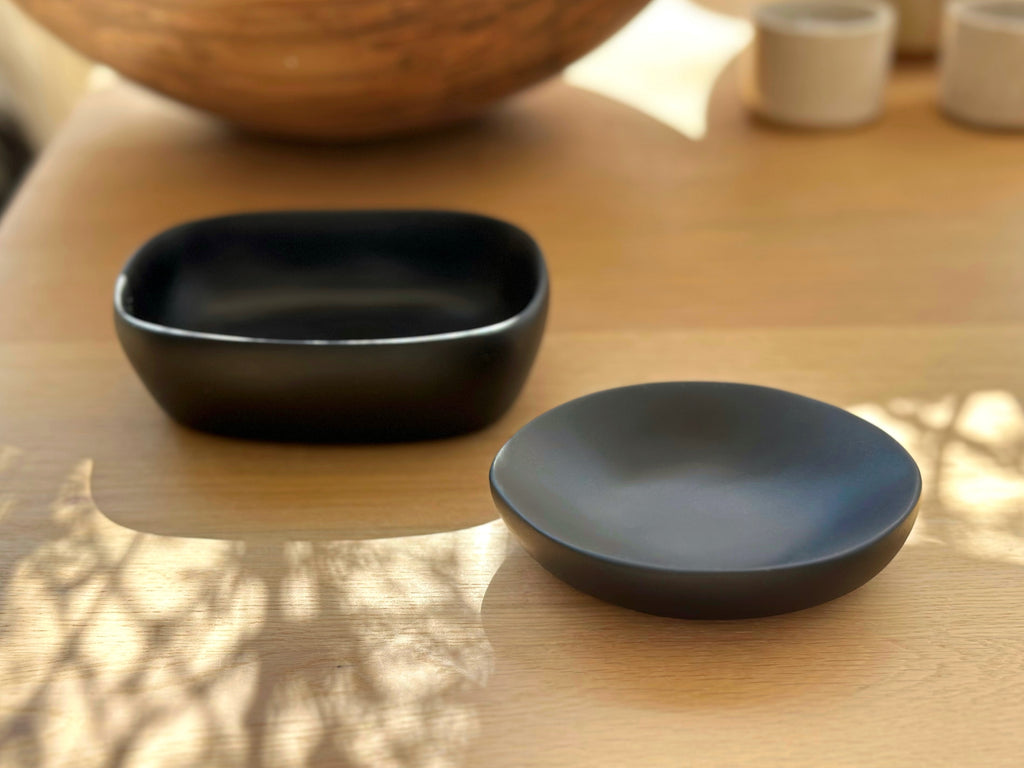 Hand-Sculpted Resin Soap Dish
