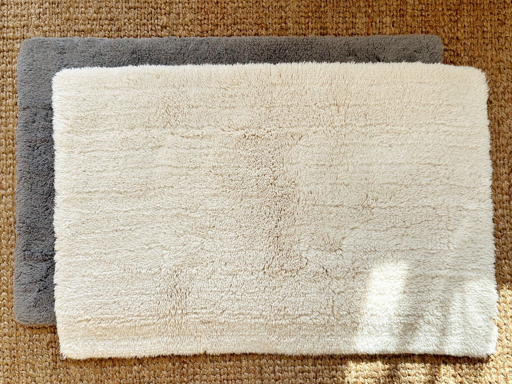 Organic Cotton Plush Bathmat Grey