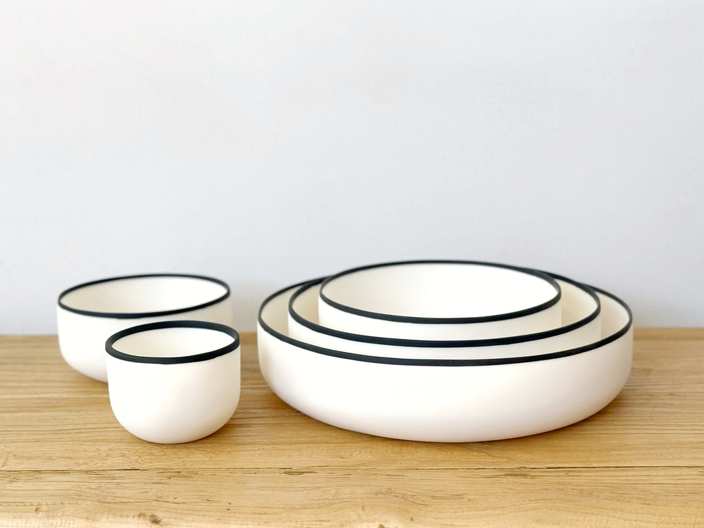 Resin Black Rim Bowls