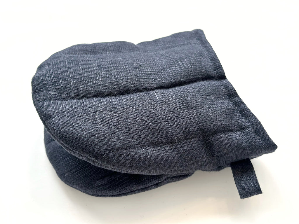 Linen Quilted Oven Mitt