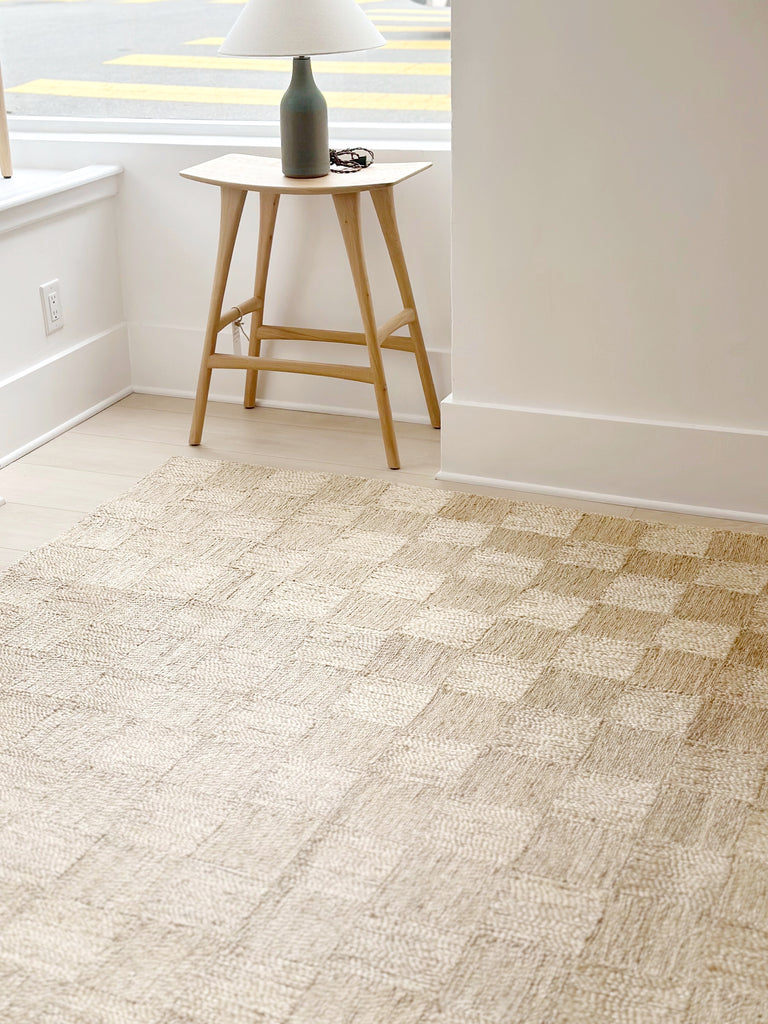 Handwoven Jute Rug - 6' x 8'