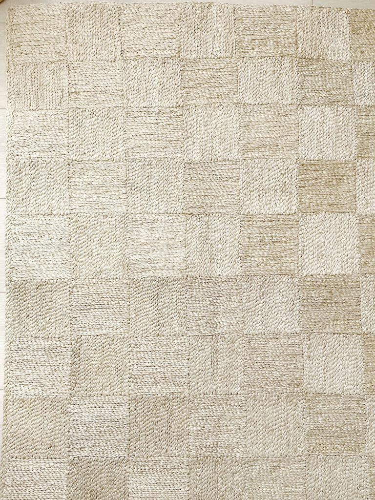 Handwoven Jute Rug - 6' x 8'