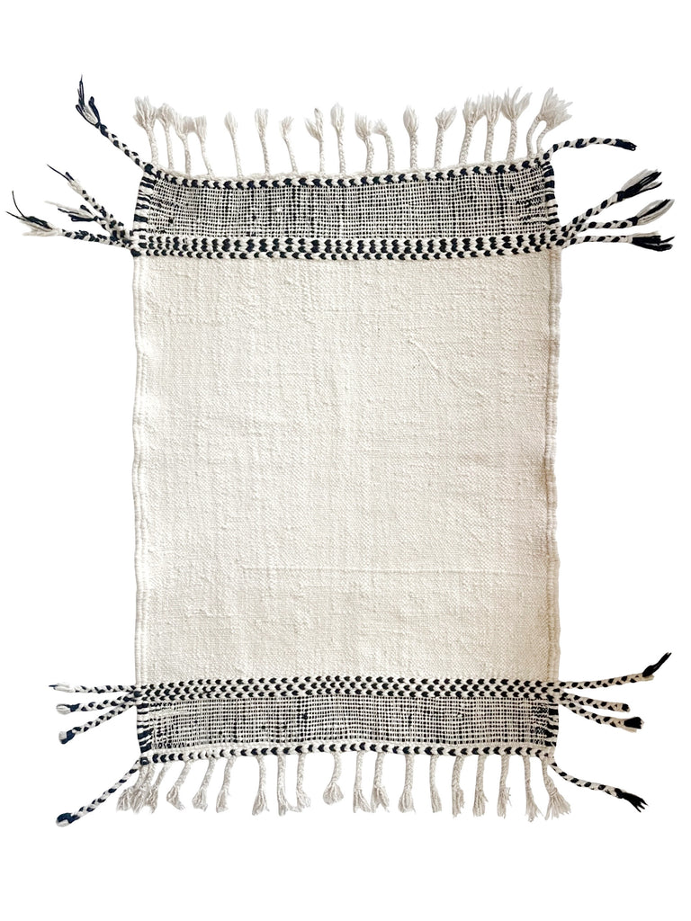 Handknotted Wool Rug - 2'9"W x 3'9"L