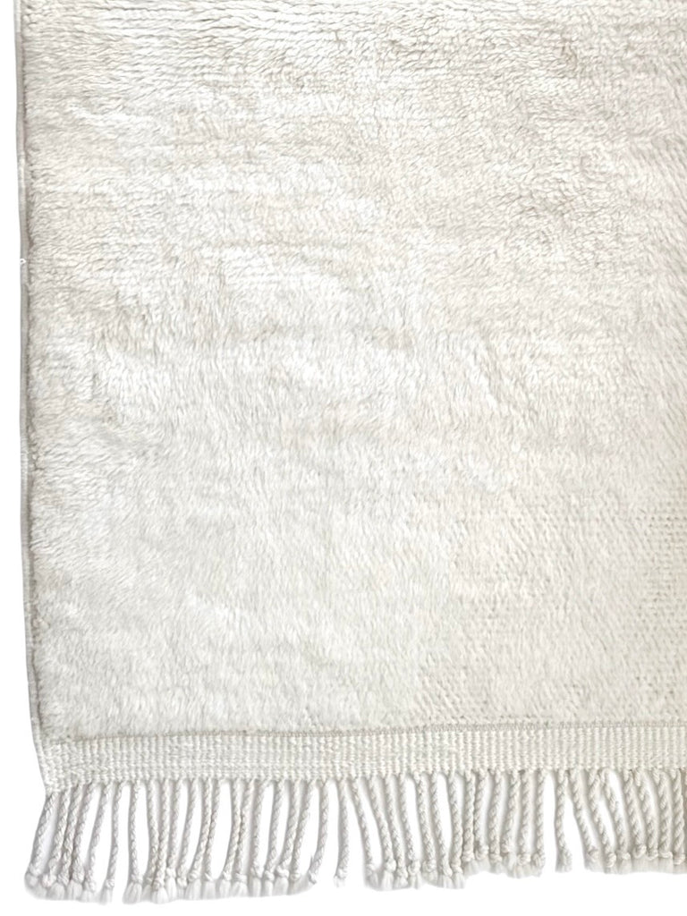 Handknotted Wool Rug - 3'W x 5'5"L