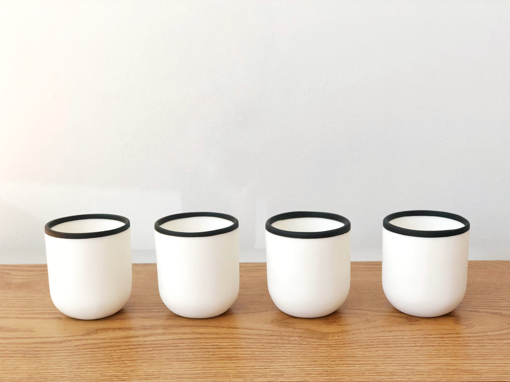 Resin Black Rim Short Tumbler