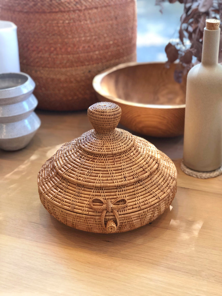 Handwoven Grass Large Lidded Container