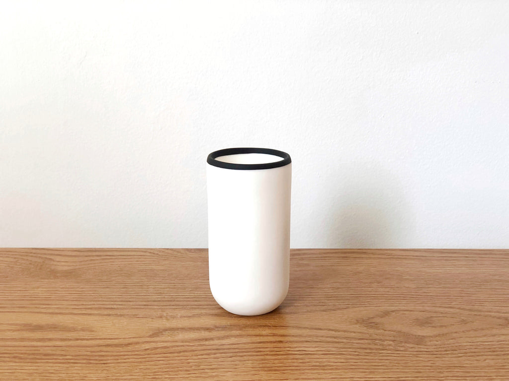 Resin Black Rim Tall Cup