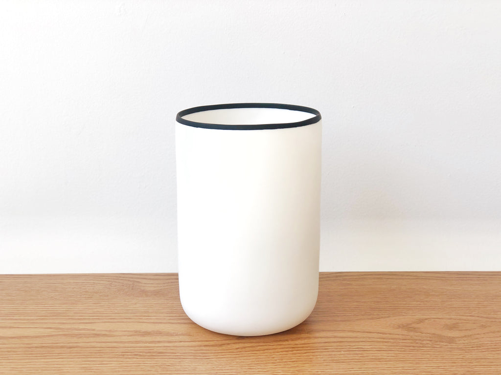 Resin Black Rim Champagne Bucket