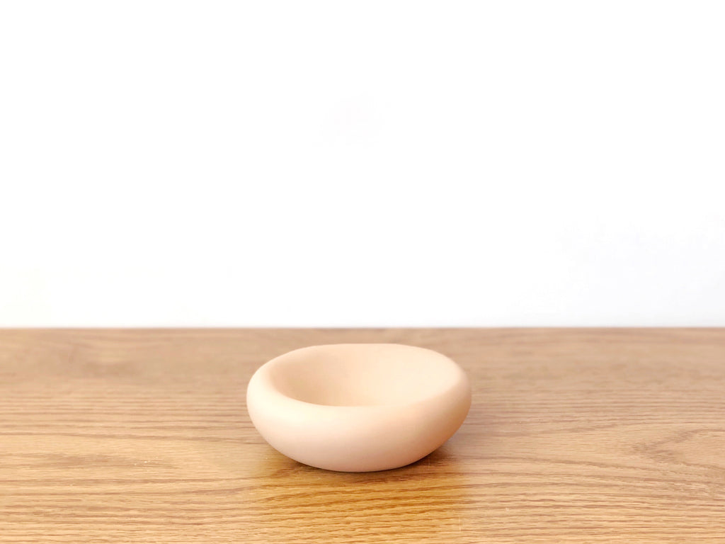 Hand-Sculpted Resin Medium Tall Bowl – CÔTE À COAST