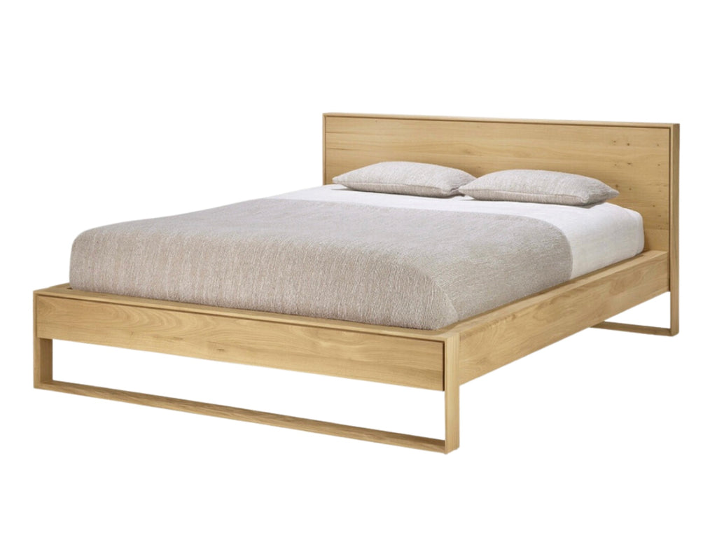 Oak Bed